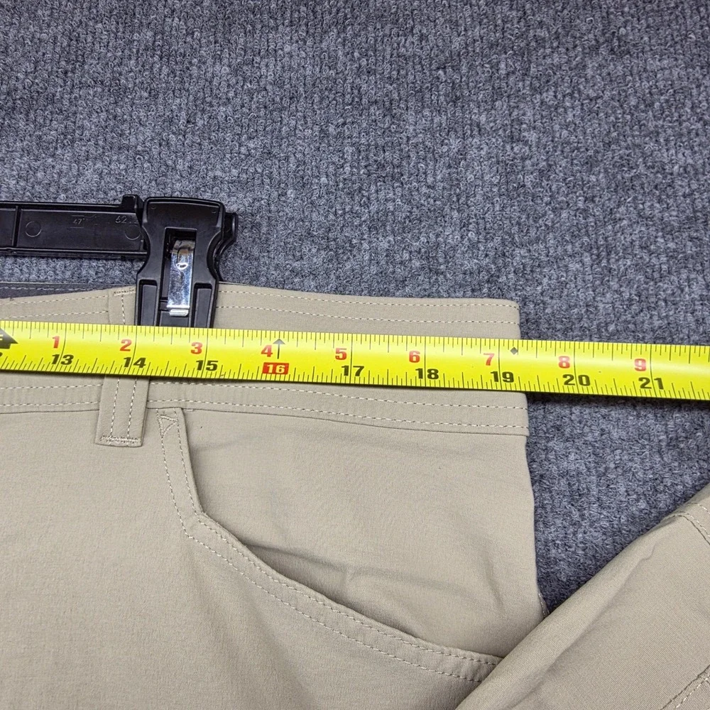 Eddie Bauer‎ Mens First Ascent Cargo Pants Hiking Travel Zip Pockets Size 38x32